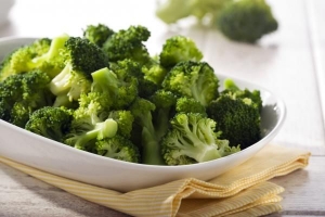 Hoe om Broccoli Indiese styl te kook