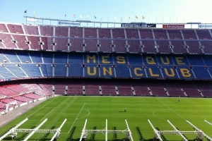 Hoe om by Camp Nou in Barcelona te kom