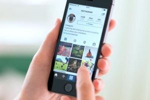 Hoe om twee Instagram-rekeninge met een e-pos te hê