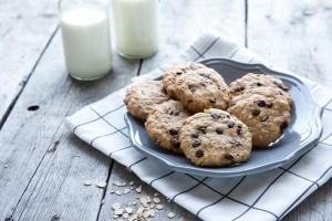 Hoe om suikervrye sjokolade-piesang-hawermoutkoekies te maak