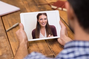 Hoe om iemand op Skype te demp