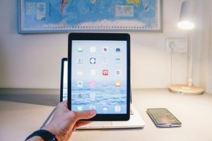 Hoe om op afstand toegang tot my rekenaar vanaf iPad te verkry