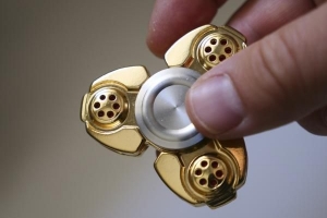 Waarvoor is Fidget Spinners - Alles wat jy moet weet